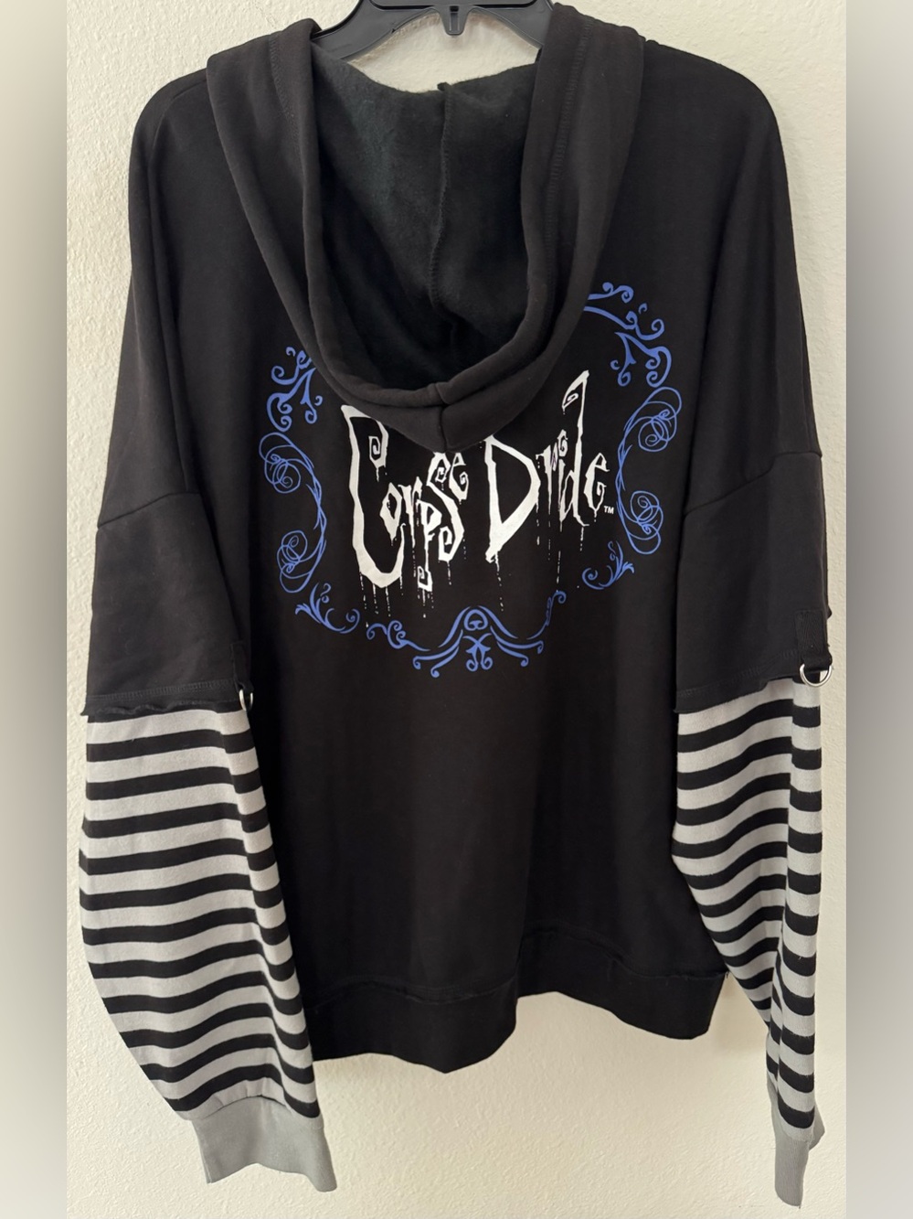 Hot Topic Corpse Bride Heart Stripes Girls Twofer Hoodie - Picture 5 of 8